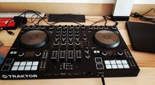 Native Instruments Traktor Kontrol S4 MK3 4-Kanal DJ-System