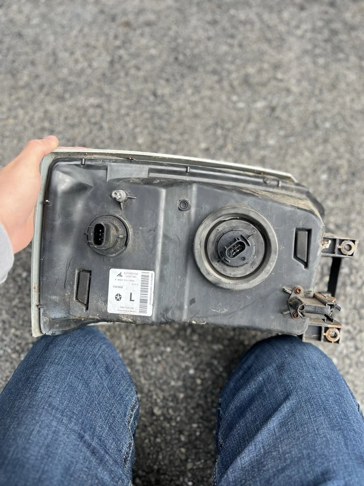 Faro lateral del conductor de repuesto 2005-2007 para Dodge Dakota con bombilla + enchufe Foto 3 de 4