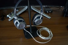 Master & Dynamic MH40 Over-Ear Wired Headphone Navy/Silver - Excellent condition