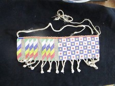 Tablier ancien en perles d'Afrique