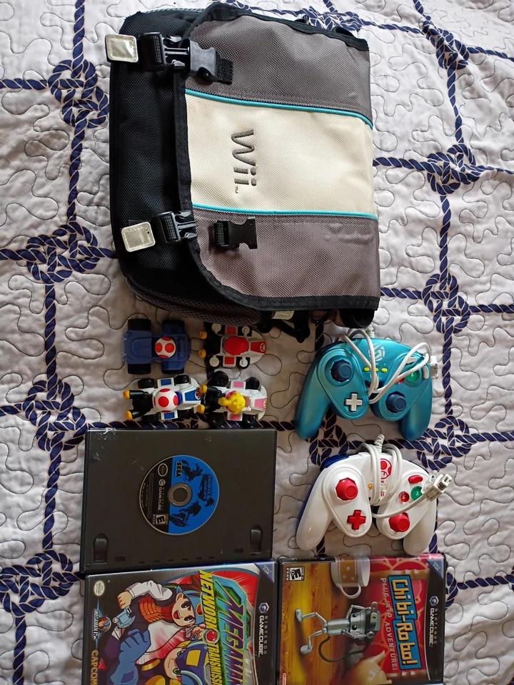 GameCube Lot Bundle, Chibi Robo, Beyblade, MegaMan, Naruto, Sonic, Melee - Image 3 of 4