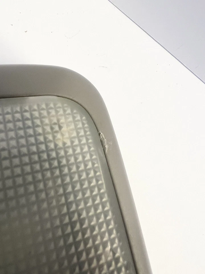 ✅2001-2005 Lexus IS300 верхний над головой купол лампа серый OEM - Изображение 2 из 4