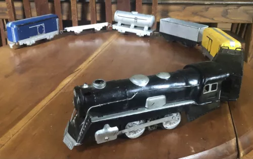vintage Pre War MARX STEEL STEAM ENGINE LOCOMOTIVE TENDER & 5 TIN CARs Train Set