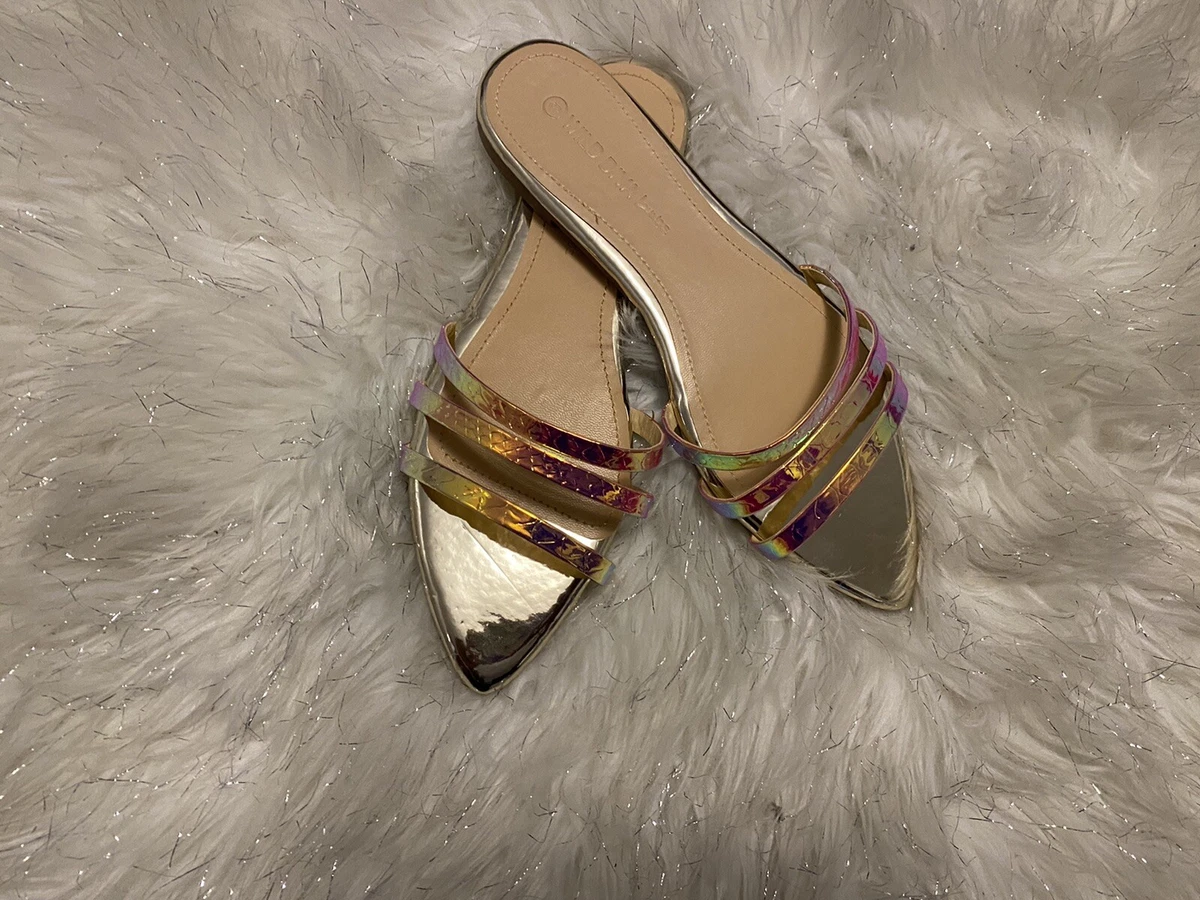 Gold Sandals Size 9 Brand New in Box
