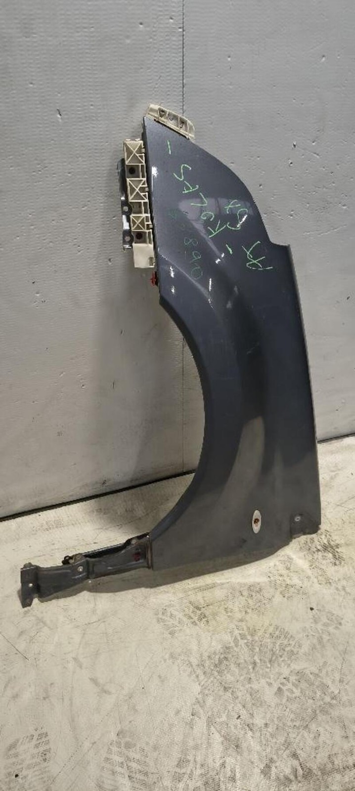 631010037R parafango anteriore sinistro RENAULT KOLEOS (05/08) 2008 Usato
