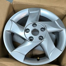 Genuine Dacia Duster MK1 16" 6.5J ET50 Alloy Wheel Rim Platinum Grey 8200810243