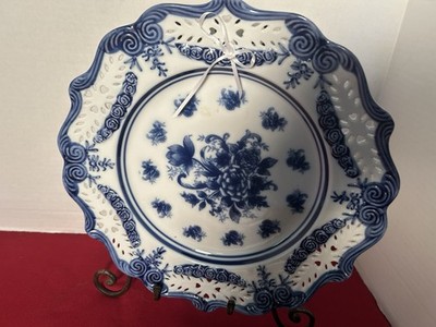 Vintage Cracker Barrel  Blue & White  Round 13  Torte Plate 