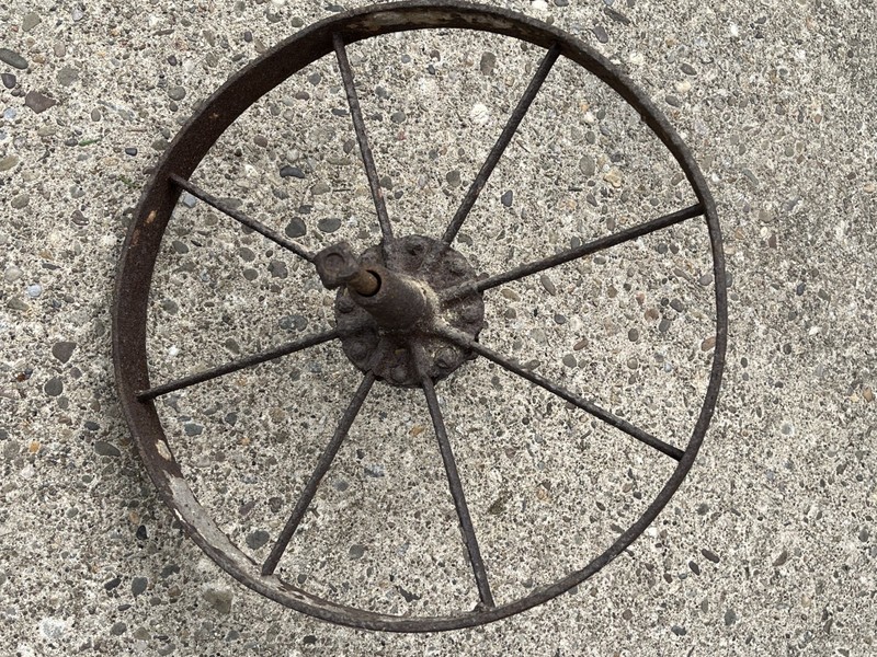 ANTIQUE Cast Iron 15" SPOKE WAGON WHEELBARROW CART Wheel 8 Spokes