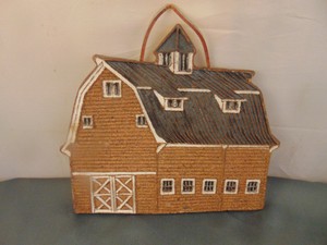 Victoria Lillyjohn Barn Trivet Wall Hanging Cork Hot Plate 7