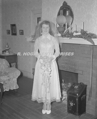 C. 1951 BRIDE IN WEDDING DRESS RIDGETOP TN 8X10 PRINT PHOTO F947