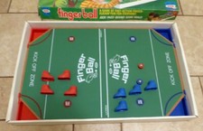 RARE VINTAGE FINGERBALL BOARD GAME 1972