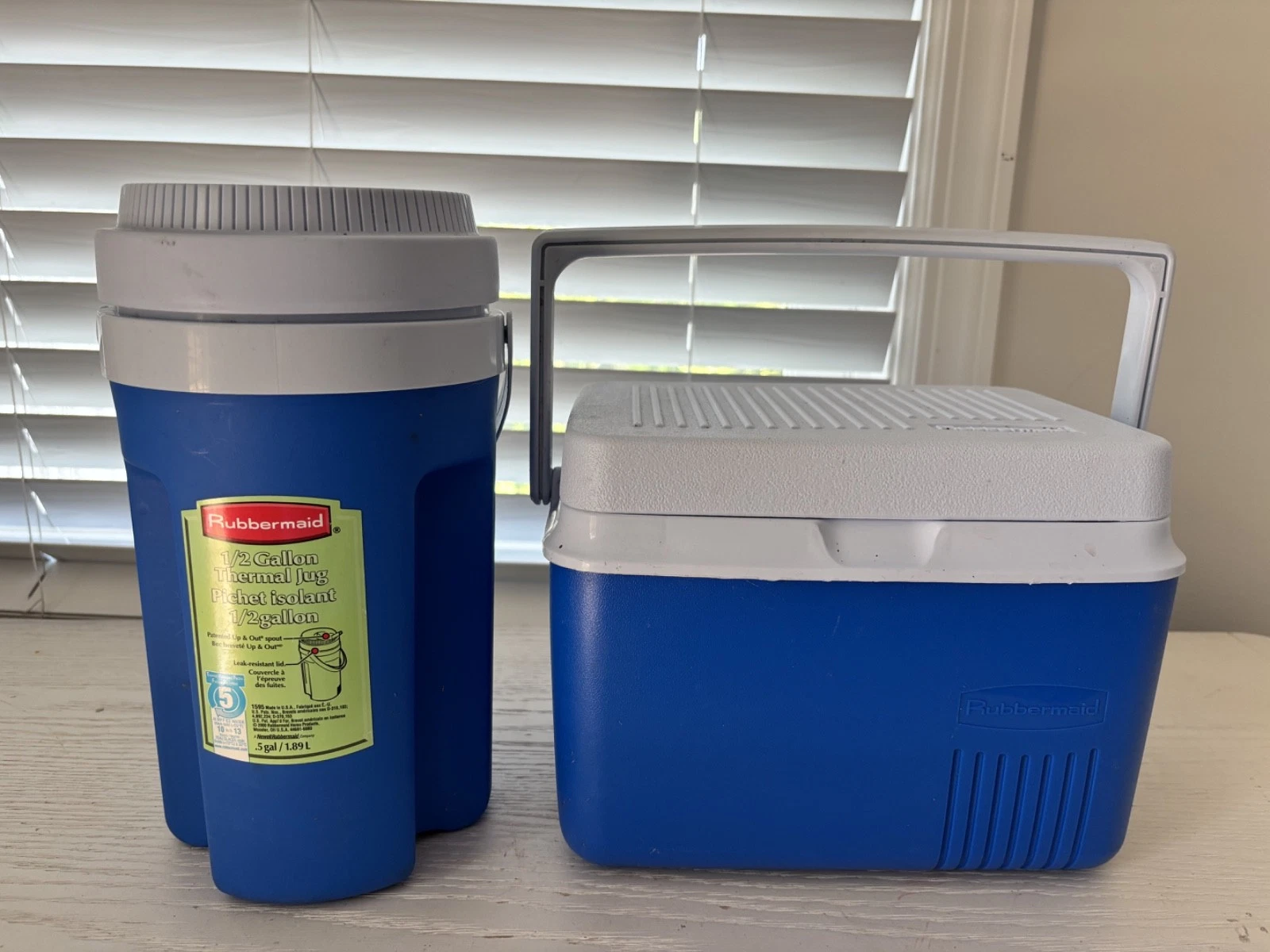 Rubbermaid 5-Quart Personal Cooler & Rubbermaid 1/3 Gallon Cooler Pre Owned