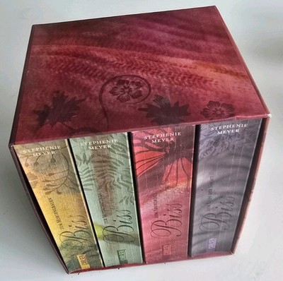 Stephenie Meyer 4er Schuber BISS: MORGENGRAUEN+MITTAGSSTUNDE+ABENDROT+ENDE NACHT