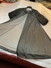 Vintage Vanity Fair Robe Dressing Gown Housecoat Peignoir Black Ivory Size 34