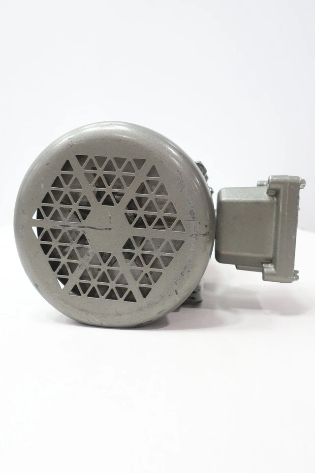 Baldor CEM7014T Ac Motor 1hp 3ph 143tc 460v-ac 1760rpm - Image 3 of 4