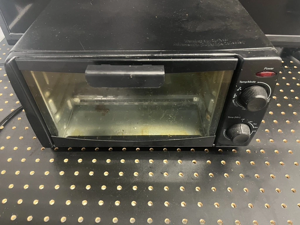 Small 4-Slice Toaster Oven, Compact Retro Design, Multifunction with 30-M BLACK