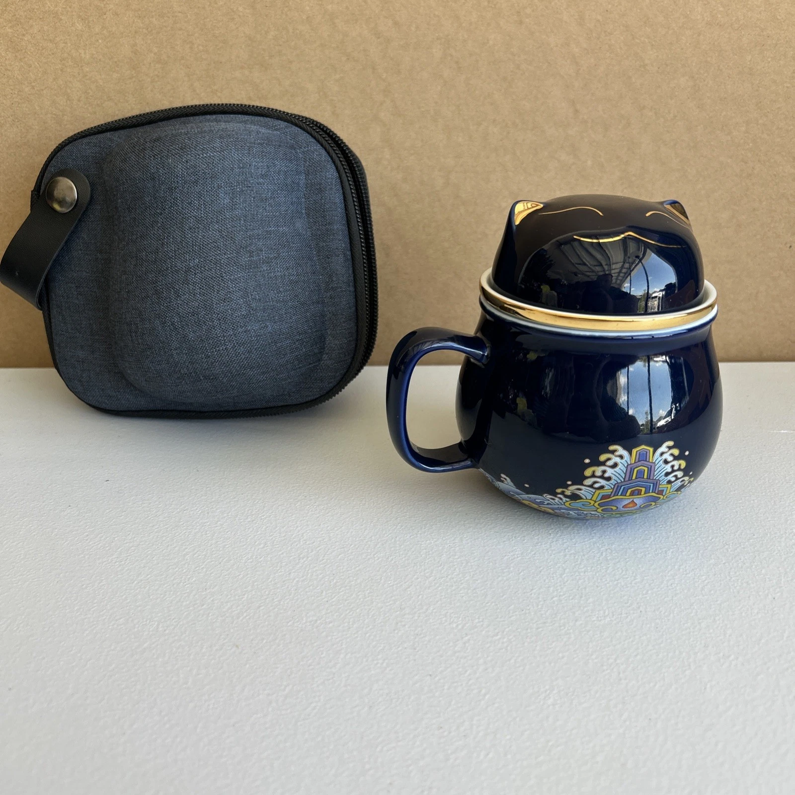 Tea Mug With Infuser And Carrying Case