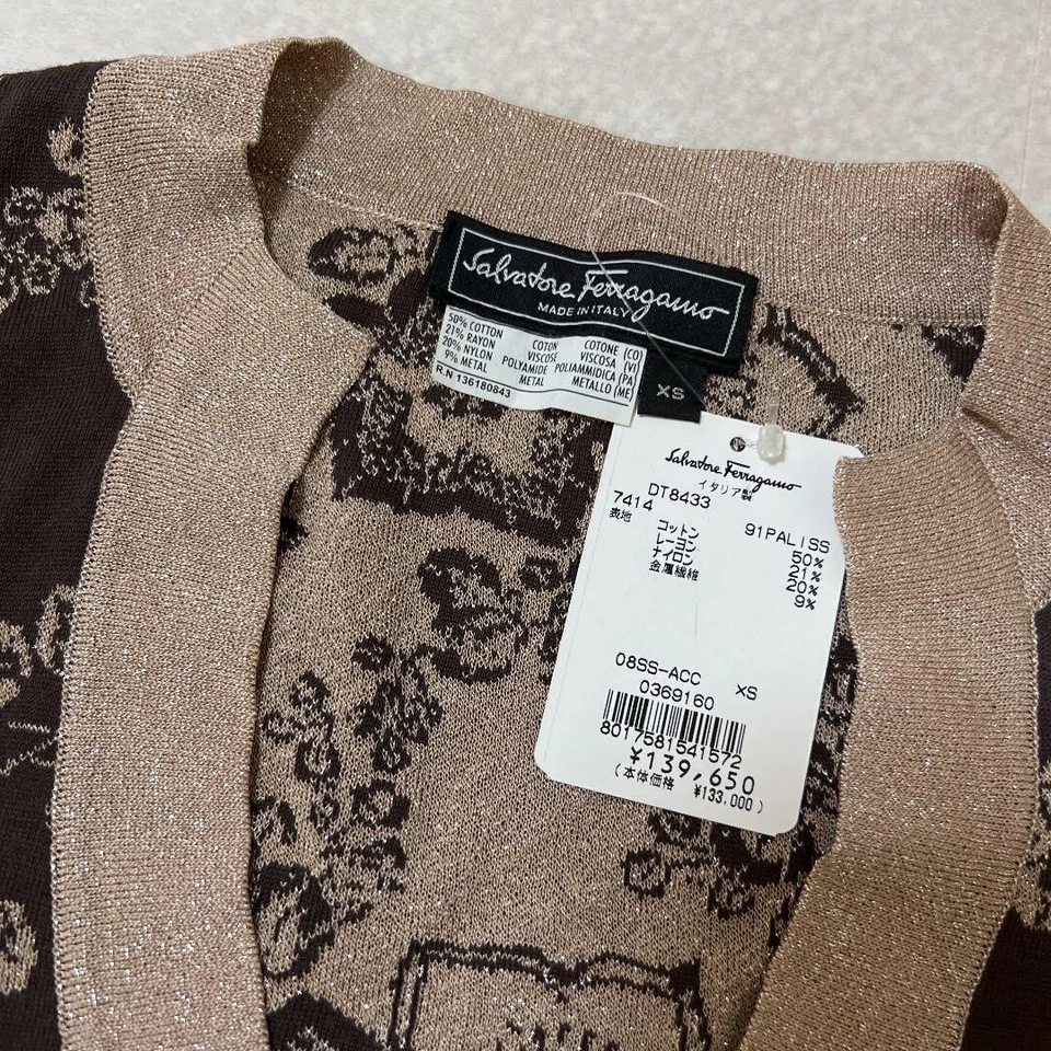 Authentic Salvatore Ferragamo Vintage Cardigan Size XS Deadstock Not Used - Image 3 of 4