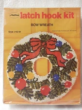 Malina Latch Hook Kit Bow Wreath #42/01 Christmas Holiday Decorations New F-Ship