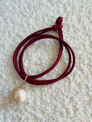 Rosa extra große Barockperlen und dunkelrotes Lederarmband, 18 Karat Roségold, 15 Zoll