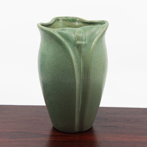 Vintage Haeger Pottery Matte Green Ceramic Vase Arts & Crafts Mission Revival