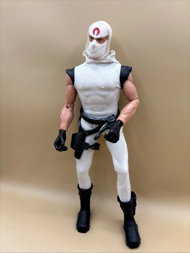 GI Joe V2 Ninja Leader: Storm Shadow con traje de colección Foto 4 de 4
