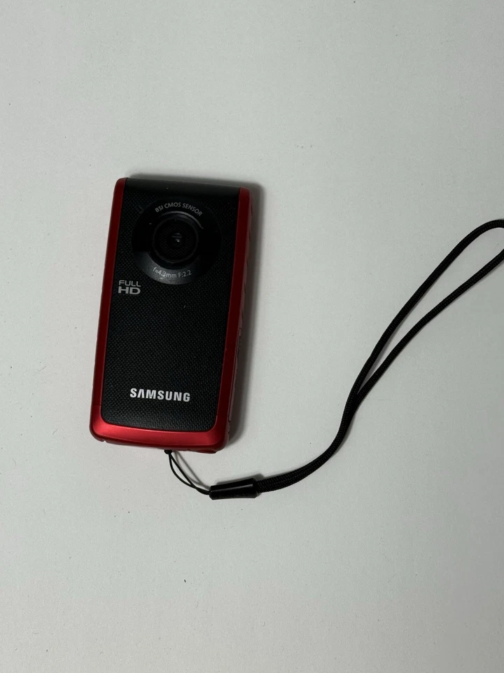 Videocámara de grabación Samsung HMX-W200 roja y negra impermeable pantalla de 2,4 pulgadas HD Foto 2 de 4