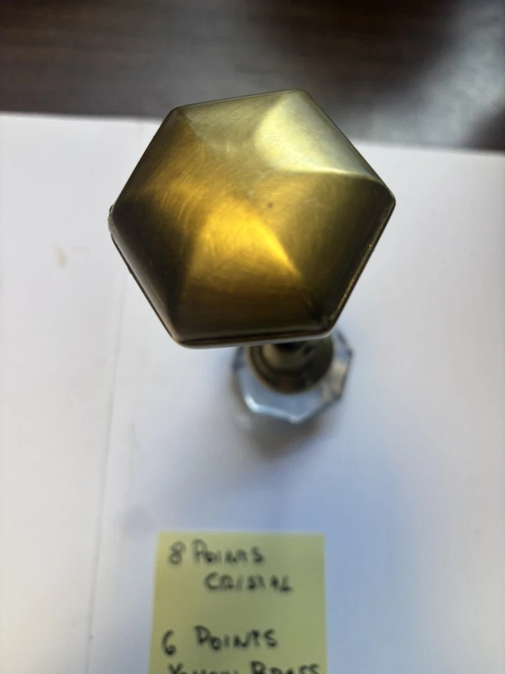 Antigua perilla de puerta lateral vintage de vidrio cristal transparente de 8 puntos/latón de 6 puntos 1900 Foto 2 de 4