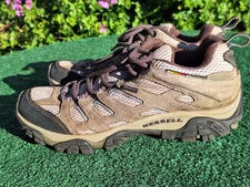 Merrell Moab 2 Waterproof Women's Hiking Boots size-8.5 Dusty Olive J88796 EUC
