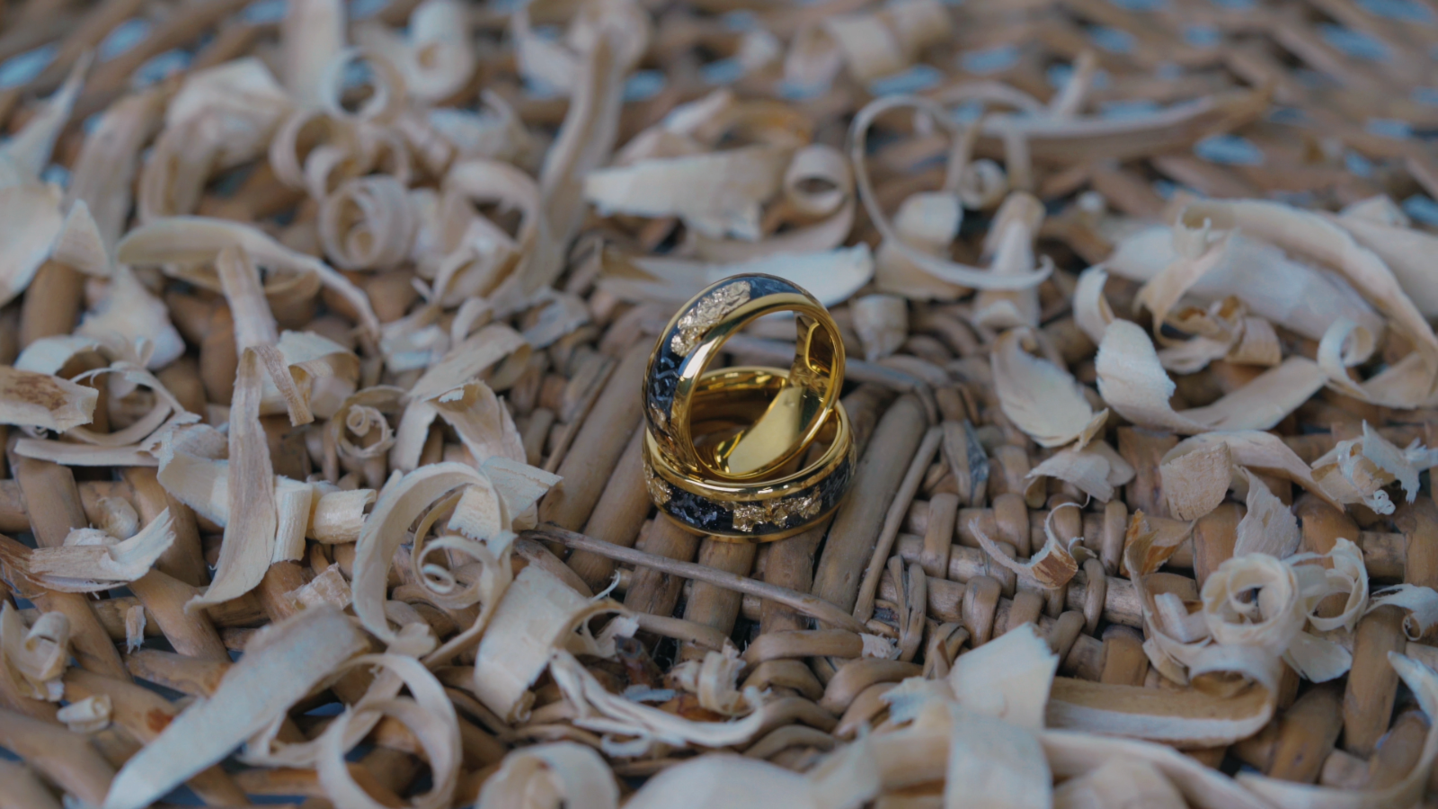 Meteorite Crushed Gold Leaf Flake Ring Mens Wedding Band Solid Tungsten ...