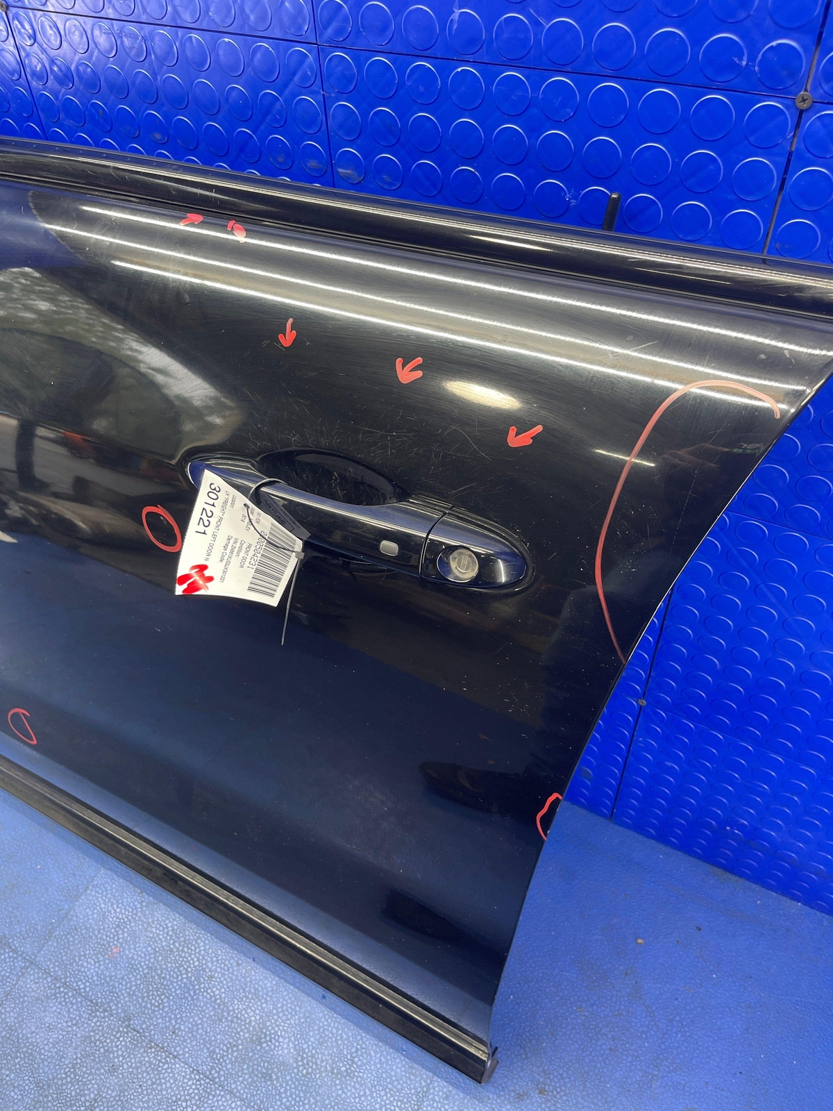 2017-2022 MASERATI LEVANTE OEM FRONT LEFT DOOR **NO GLASS** NERO (820)