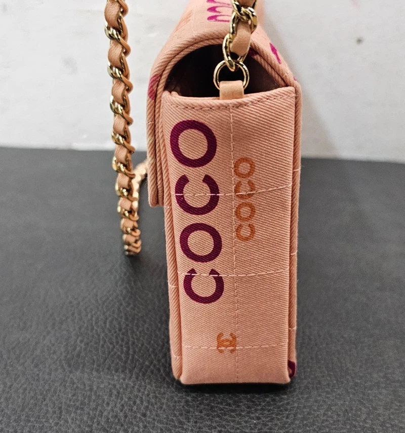 Chanel Coco Clásico "Diseño Cuadrado de Lona" Doble Solapa Bolso de Hombro/Bolso de Mano Foto 3 de 4