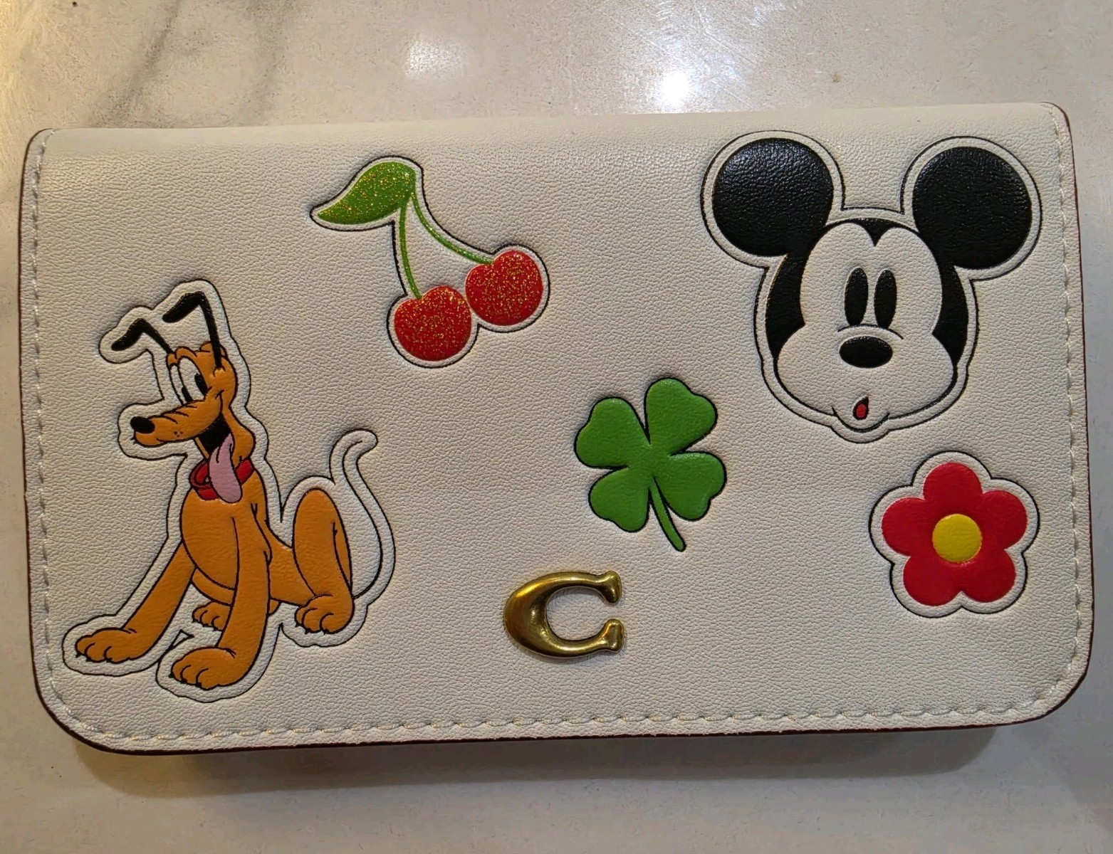 Coach x Disney White Small Wallet Mickey Mouse Minnie Mouse Pluto Appliqué