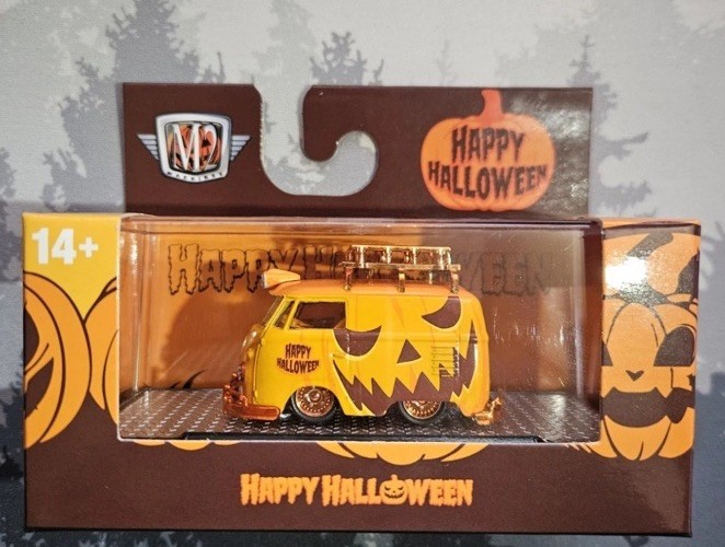 2025 M2 MACHINES HALLOWEEN 1960 VW DELIVERY VAN CHASE - Fast