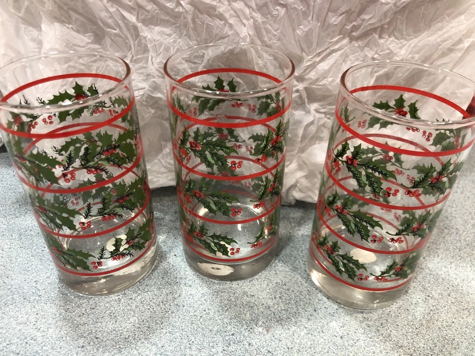 Libbey Vintage Christmas Holly & Berries Glass Tumblers Set Of 3 - Image 2 of 4