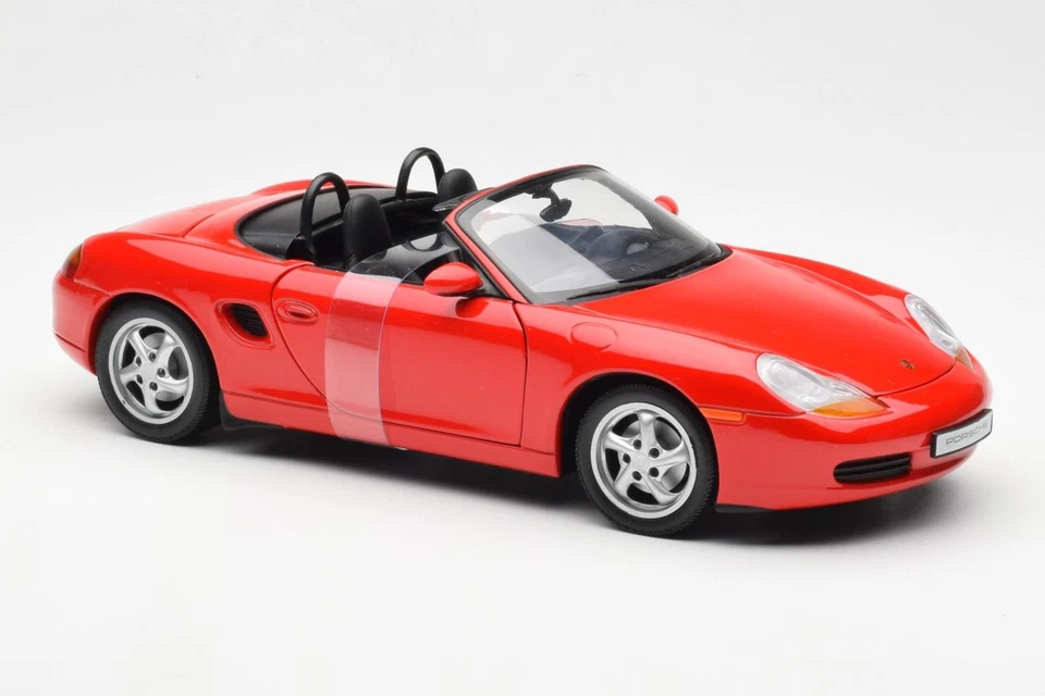 180065830 Porsche Boxster Cabiolet Red UT Models 1/18 - Immagine 4 di 4
