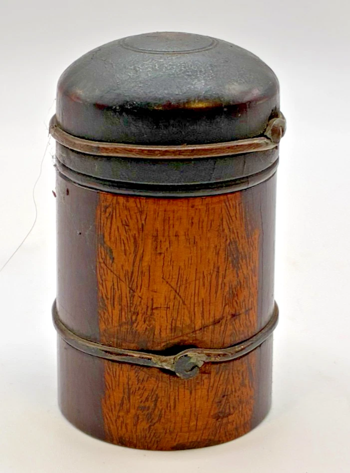 25+ Original 1800-1899 Antique Primitive Boxes for sale | Updated