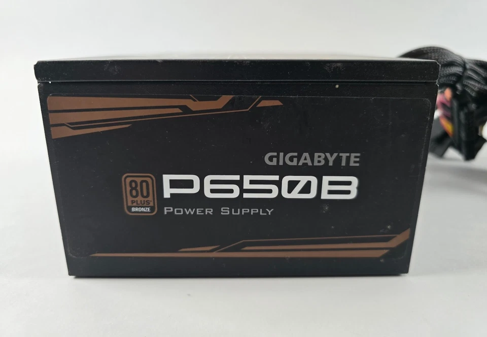 650 Watt PC Netzteil Gigabyte Alimentatore P650B 650W Bronze - Bild 2 von 2