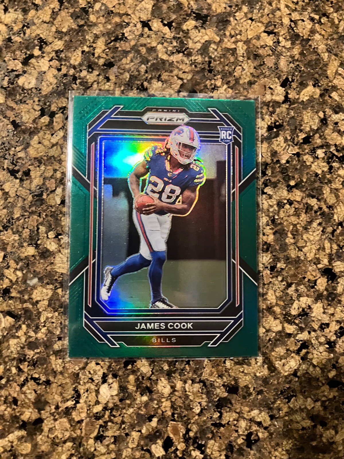 2022 Prizm #319 James Cook Rookie Green Prizm RC Bills UGA