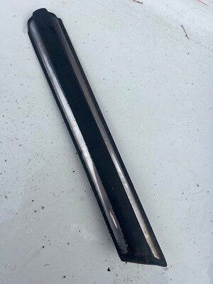 BMW OEM E21 FRONT FENDER TRIM MOLDING right pass SIDE
