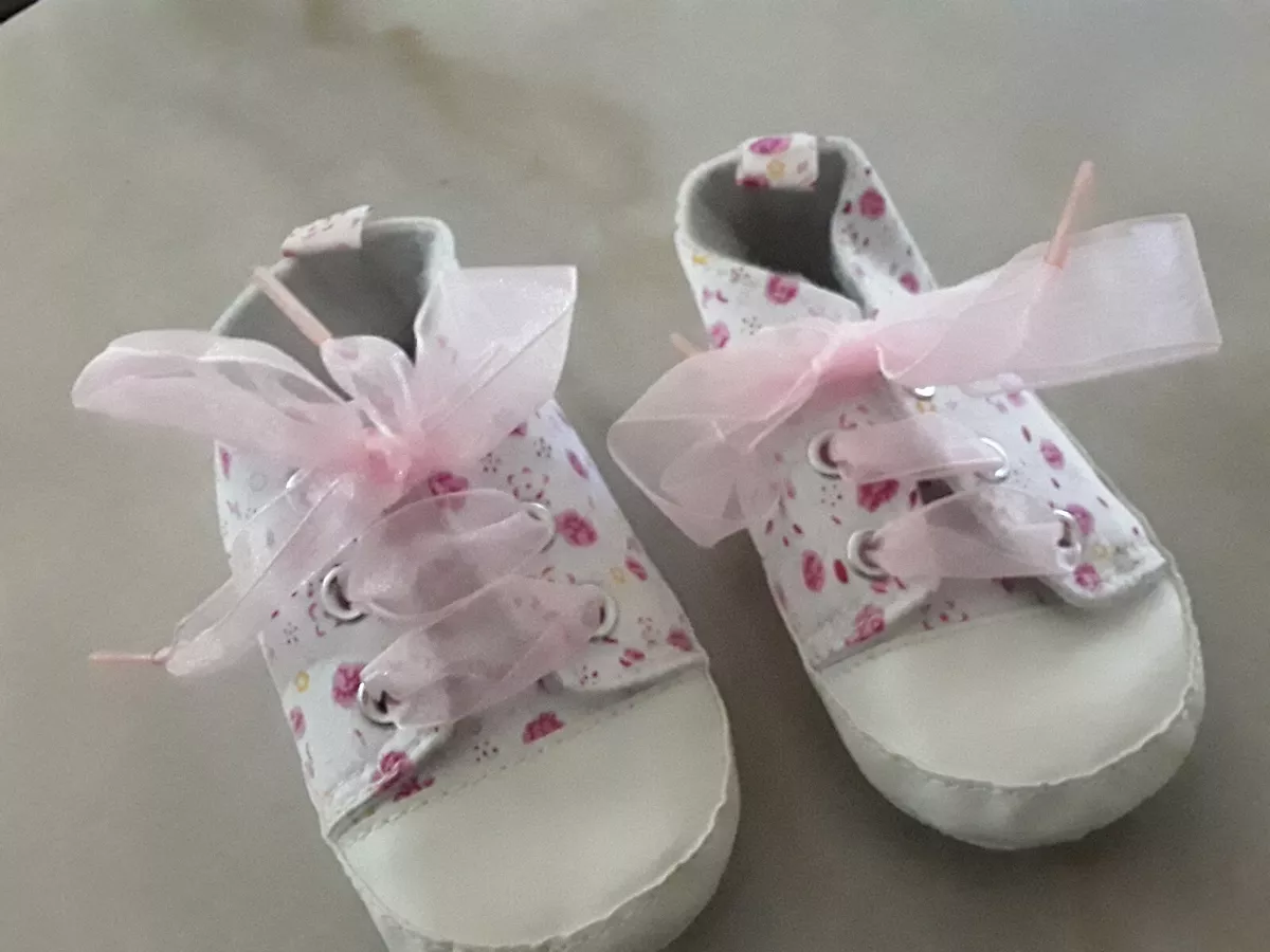 Baby girl ribbon best sale shoes