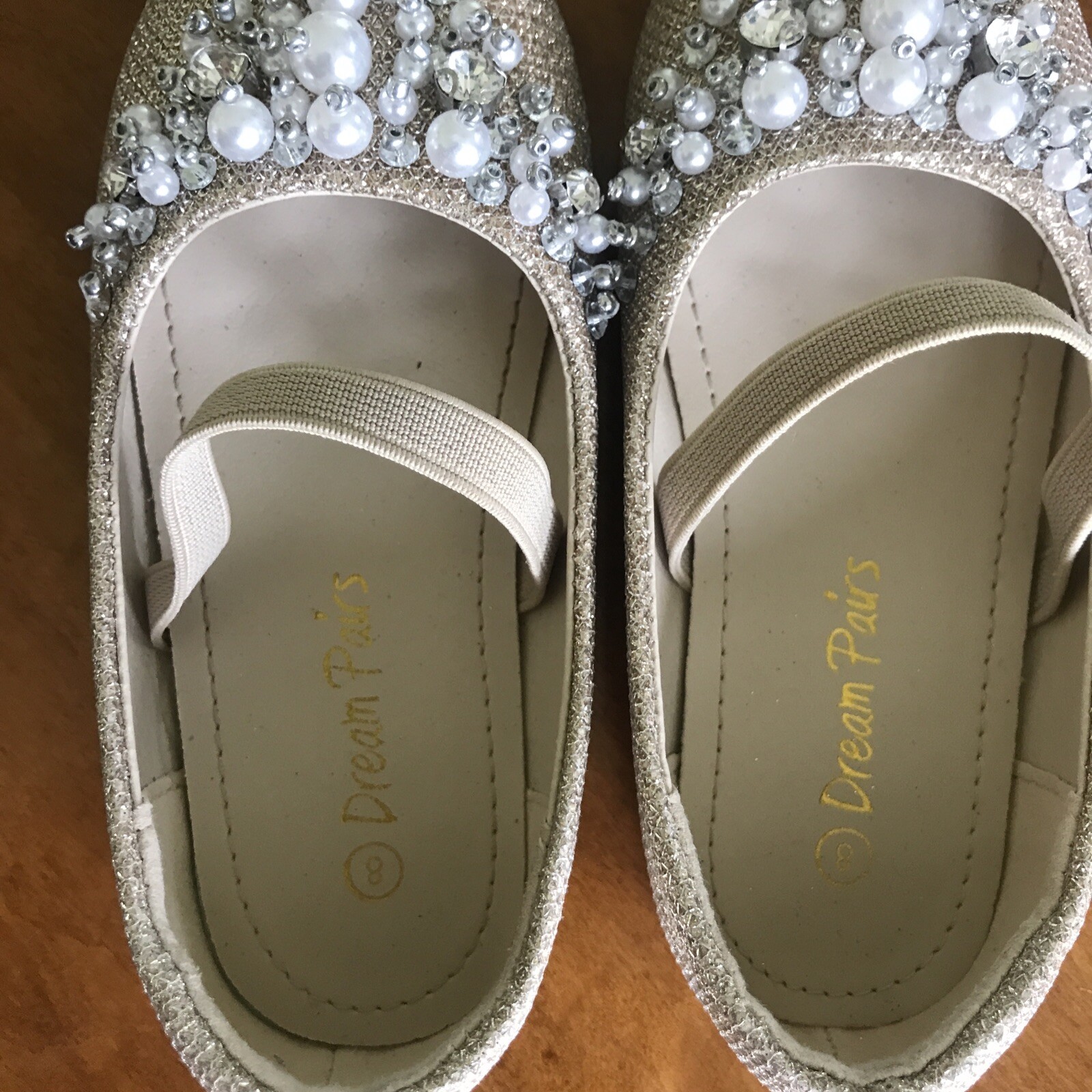 Dream Pairs girls size 8 ballet flats shoes Gold And Pearls EUC Worn