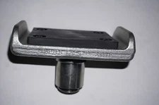 ROTARY LIFT 1 1/2" N/S CAST TRUCK FRAME INDIVIDUAL ADAPTER  FOR TRIO ARMS