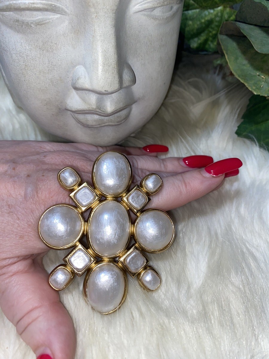 Coco Chanel Vintage Huge 3 X 3 Inch Glass Pearl Rare Stunning