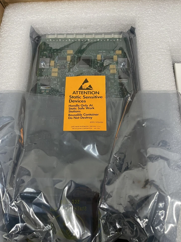 300867-001 Compaq 4-PORT ULTRA3 SCSI SHARED STORAGE MODULE - Brand New Sealed! - Image 3 of 4