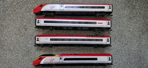 Pendolino Virgen Dapol 00 390002 Red Revolution | Condition: Used