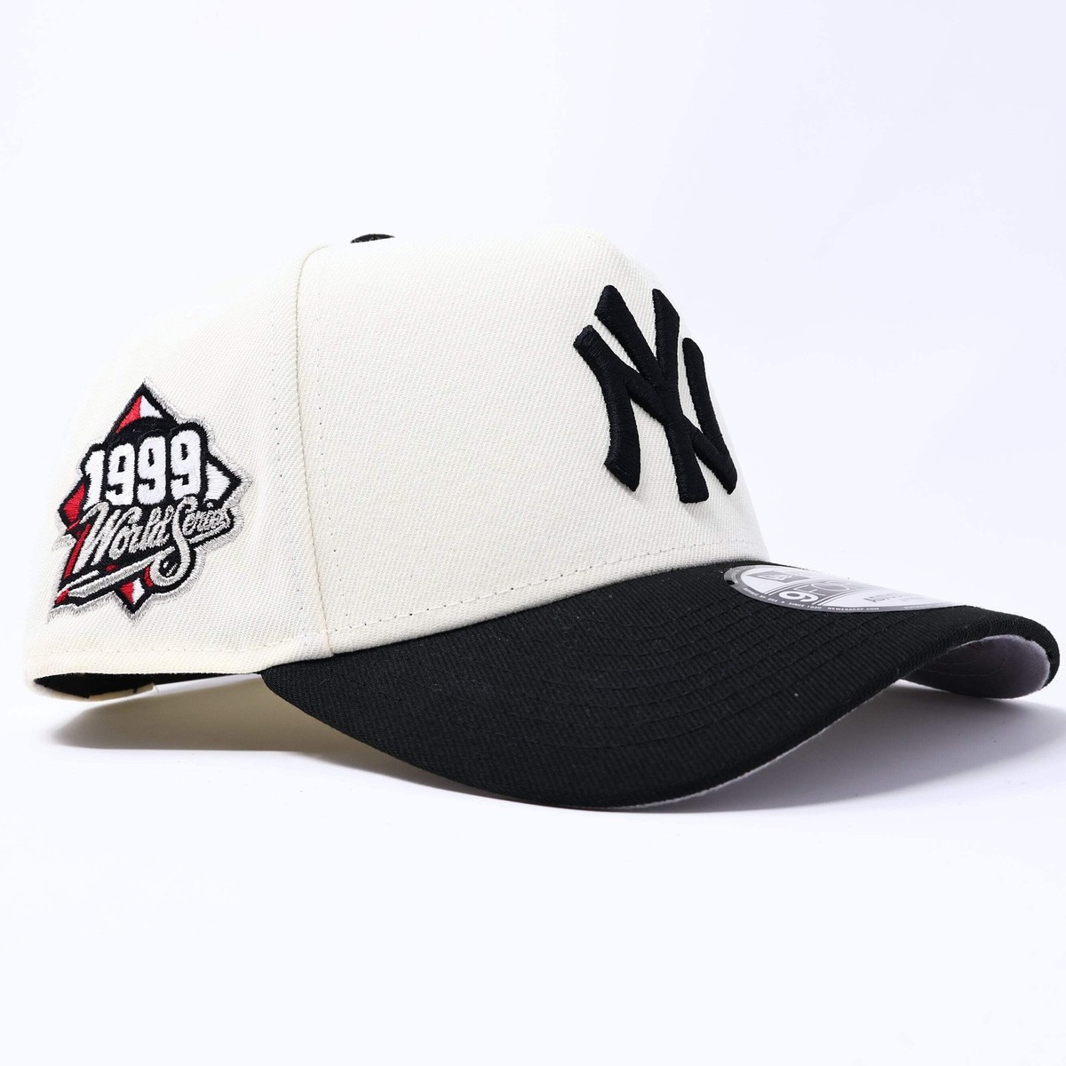 【SALE】New Era ニューヨーク・ヤンキース1999年ワールドシリーズ NWT Chrome New York Yankees 1999 World Series 9Forty New Era