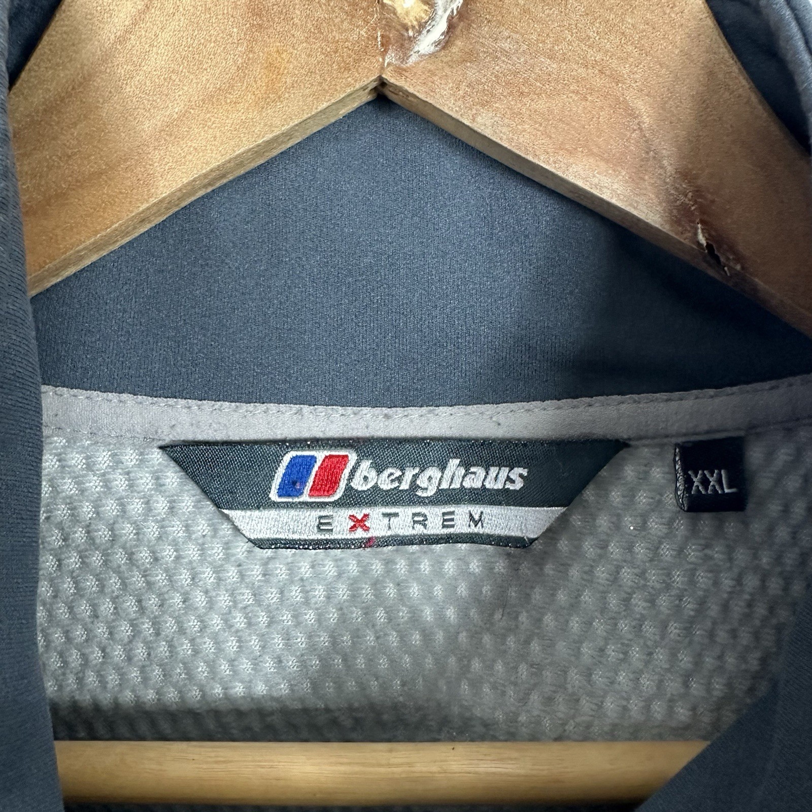 Berghaus Extrem Windstopper Jacket, Lined, Grey, … - image 7