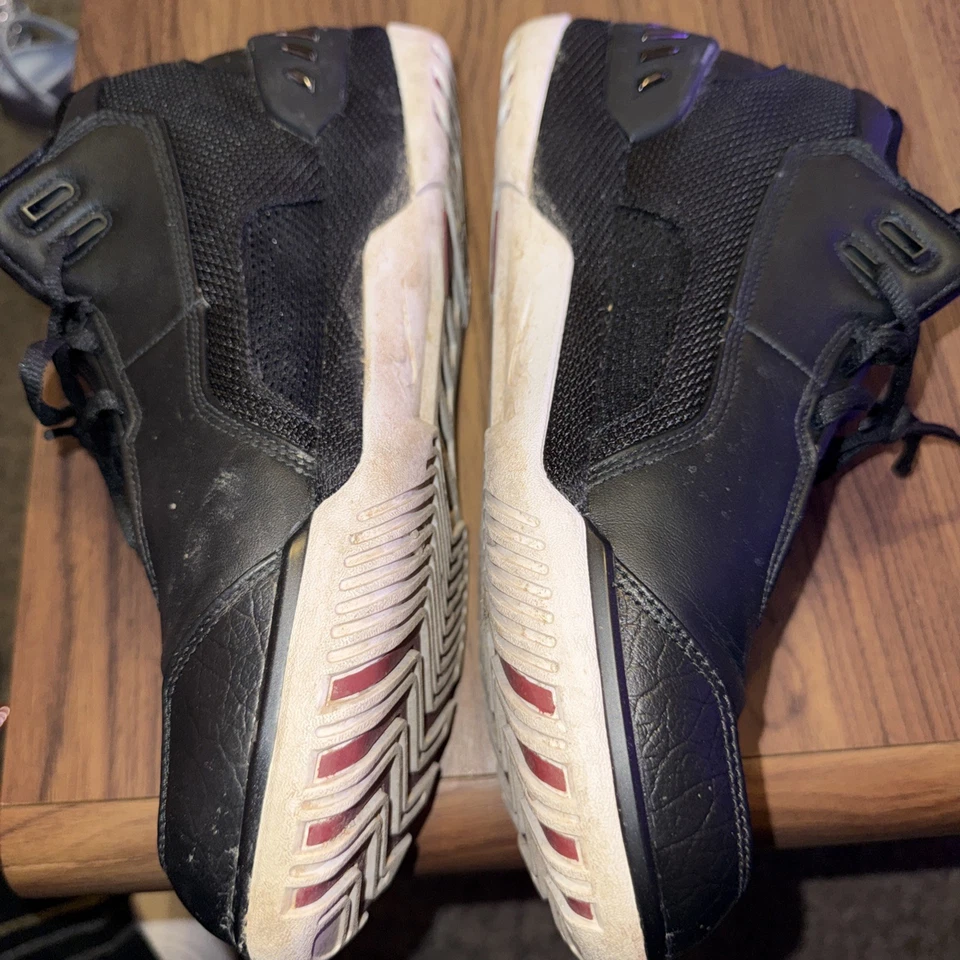 Size 11- Nike Air Zoom Generation 2004 King's Rook - Image 2 of 4