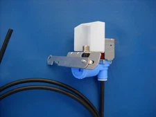 Icemaker W. valve genuine OEM GE #WR57X10033 / RIV-11AE-16 USEONG   35watt coil